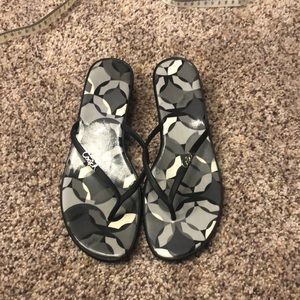 Coach sandal women’s size 8 used.